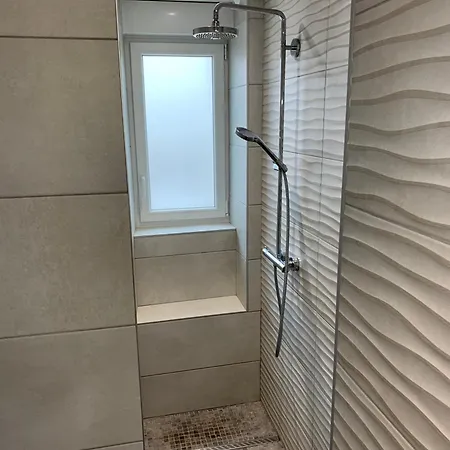 Lumineux Hypercentre