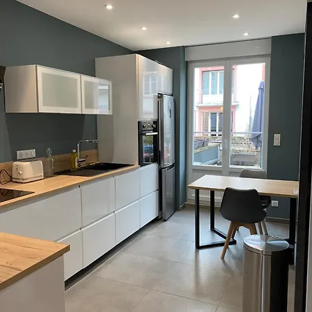 Lumineux Hypercentre Apartment Epinal
